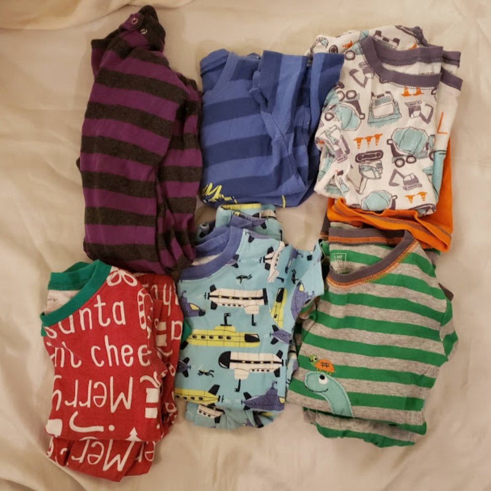 Bundle of 2T Jammies
